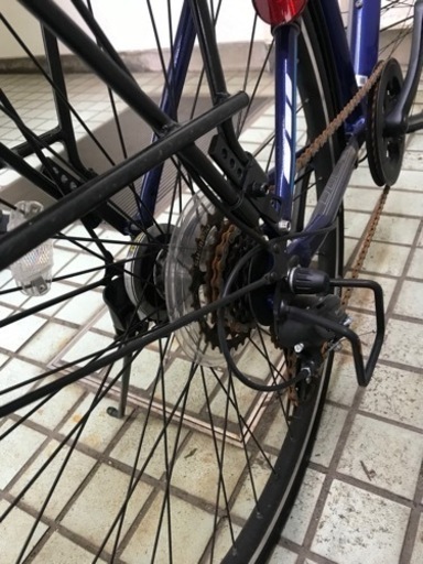 期間限定 半額‼️自転車　ブリヂストンBRIDGESTONE TB1 ギア7段 カゴ付き　通勤 通学 買物