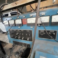 セルモーターとかダイナモをオーバーホールしたあとにテストする機械