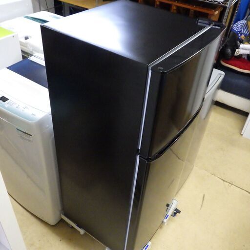 高年式！安心の一カ月保証！美品　2022年製 ハイアール HAIER JR-N130B  [冷蔵庫 （130L・右開き） 2ドア ブラック]　配達設置対応商品(配達料別)