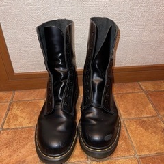 Dr.Martens 8ホール 37EU