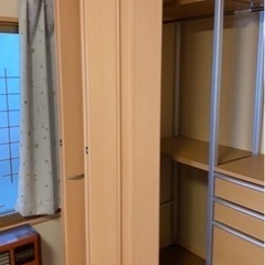 クローゼット用ドアと枠