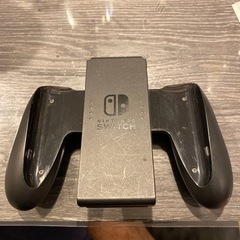 Switchのジョイコンを入れる奴