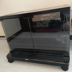 中古品　テレビボード