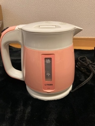 【取り引き中】タイガー　電子ケトルわく子