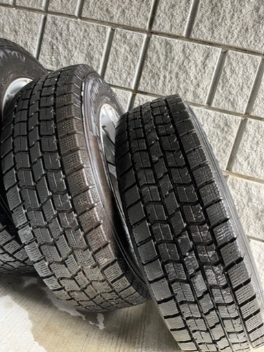 GOODYEAR グッドイヤー　タイヤサイズ175/70R14 　ICENAVI7  中古スタッドレスセット