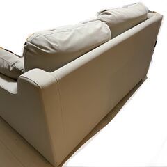 【使用年数1年未満】IKEA製の２人掛けソファ！状態が新品に近い。