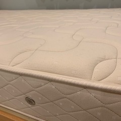 セミダブルベッド・マットレス　お渡し決まり済