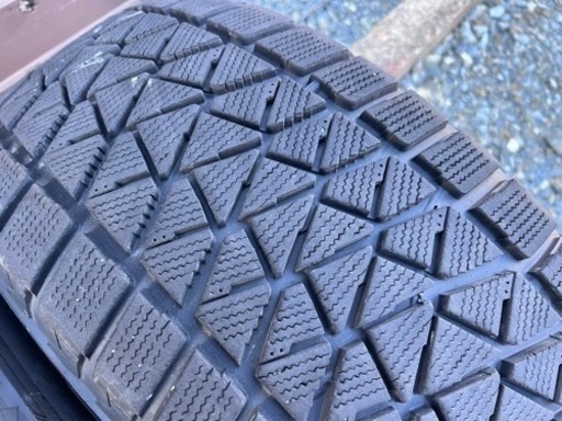 285/60R18 ブリヂストン ブリザック DM-V2 スタッドレス ランクル