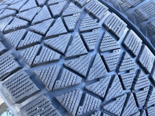 285/60R18 ブリヂストン ブリザック DM-V2 スタッドレス ランクル