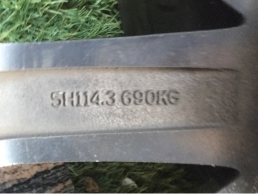 カッシーナ V1 18x7.5JJ 5H114.3 テクノピア