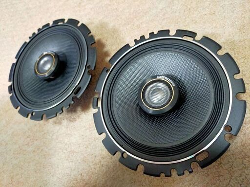 使用僅か　カロッツェリア 　TS-C1630　UD-K619メタルバッフル付