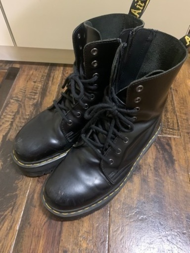 Dr.Martens JADON 8ホール 厚底