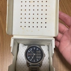 DIESEL 腕時計　1000円