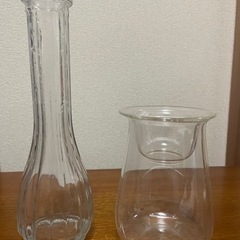 花瓶　２つ
