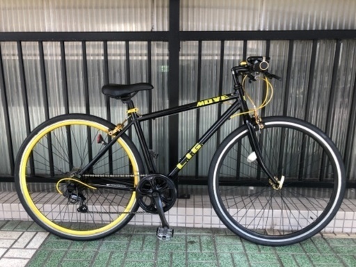 クロスバイク700cのクロスバイク。7段ギアでスピード感抜群です✨