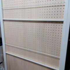 有孔ボードパーティション