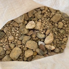 砂利、採石、石