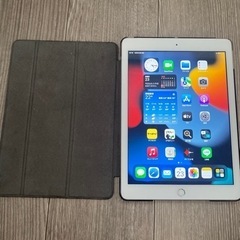 iPad  第5世代　128G  2017年製　Wi-Fi+セルラー