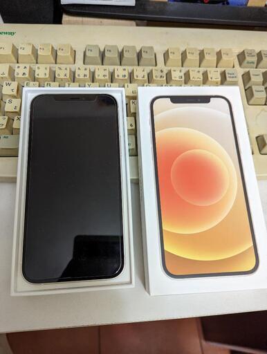 iPhone12 64GB ホワイト simロック解除済み