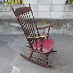 ロッキングチェア　ビンテージ　椅子　スタッズ　レザー　￥32,780税込 ロッキングチェア ビンテージ 椅子 スタッズ レザー ￥32,780税込