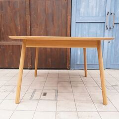 飛騨高山の家具メーカーキツツキマークの\