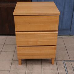 人気の無印良品(MUJI)のタモ材を使用したチェスト・3段です