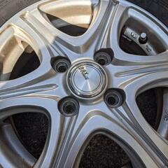 タッドレスタイヤ  165/70r13 