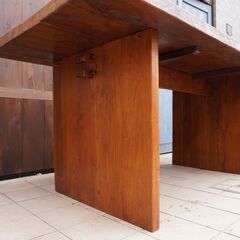 IDEE(イデー)で取り扱われていたFIORE(フィオーレ) チーク無垢材 ダイニングテーブルです。天然木のナチュラルな風合いが特徴的なリビングテーブル。北欧スタイルやオリエンタルテイストに♪CJ310