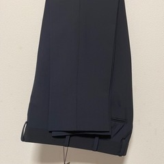 コムサメンの新品スーツ上下
