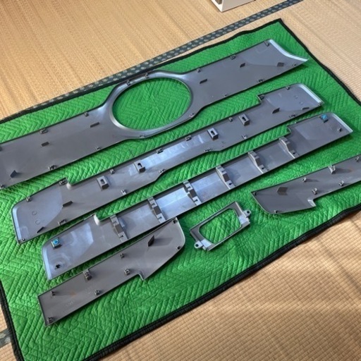 ⭐︎日野純正グリルパーツ 現行17プロフィア⭐︎ 新車外し！美品！ 高品質