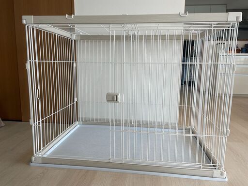 中型犬も大丈夫！インテリアに馴染むアイリスオーヤマウッディペット