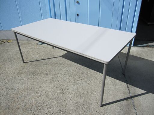 会議テーブル　4本脚　ニューグレー　1800ｘ900　イトーキ製DRCP-189MA-W7