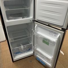 【未使用】2022年製　直冷式　ハイセンスノンフロン2ドア冷蔵庫120L/ブラック/配送設置可能