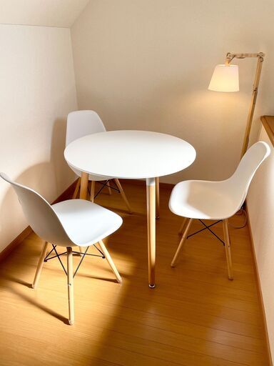 （引き渡し済）デザイナーズ 北欧 丸テーブルセット チェア３脚付き 美品