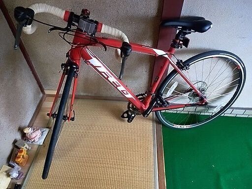 FELT　Z100（2015年モデル）　グロスレッド
