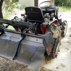 トラクター三菱4WD
