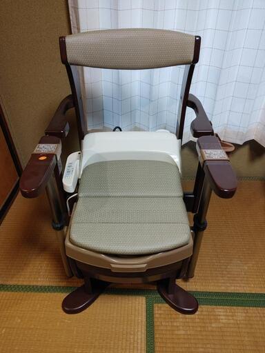 【受付終了】介護トイレ(温水シャワー付き)