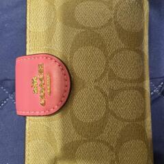 可愛いCOACHの財布。綺麗です。