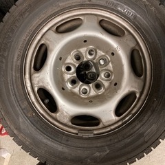 スタッドレス　ホイール付き　山あります　175/70r13