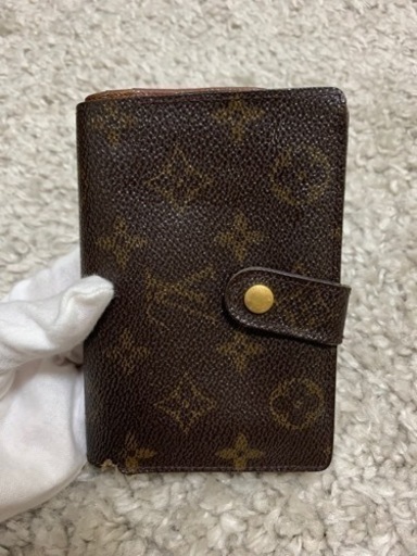 LOUIS VUITTON  ルイヴィトン　二つ折りがま口財布