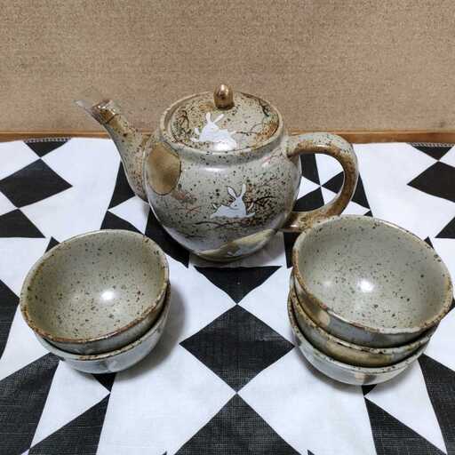 【美品】金彩ウサギ 有田焼 茶器 ポット茶器揃　91138