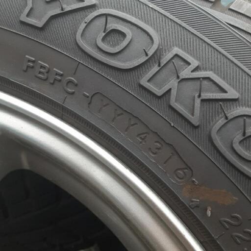 タイヤ、ホイール 再再再値下げスタッドレスタイヤ中古 スバルレガシー 