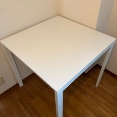 【取引中】IKEA 75cm×75cm白テーブル 