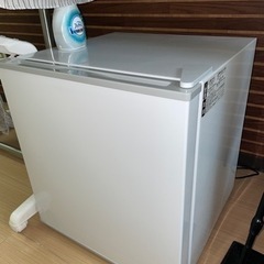 ［決まりました］アビテラックス 【右開き】46L 1ドアノンフロ...