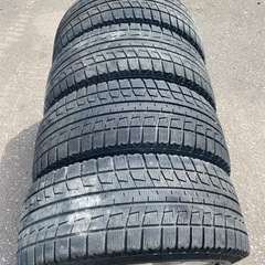 アウディA8純正ホイールブリヂストンブリザックREVO2 4本セット225/55r17