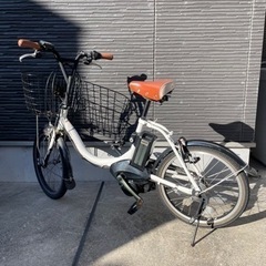 ホワイト 電動アシスト自転車 シティタイプバッテリー新品2本付き送料込みです 電動アシスト自転車 RICHBIT CITY ASSIST スノーホワイト 電動自転車
