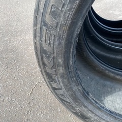 ファルケンスパイクタイヤ4本305/45r22