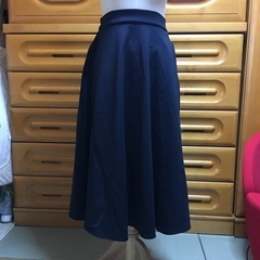 ★お値下げ★紺色　フレアースカート　　GU