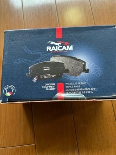 ジャガーxタイプ 新品フロントディスクパッド！