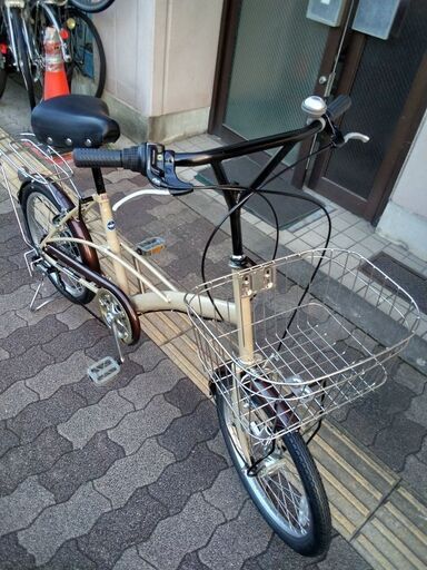 SAKURA[サクラ]20吋 コンパクト自転車 外装6段/ベージュxブラウン 20 